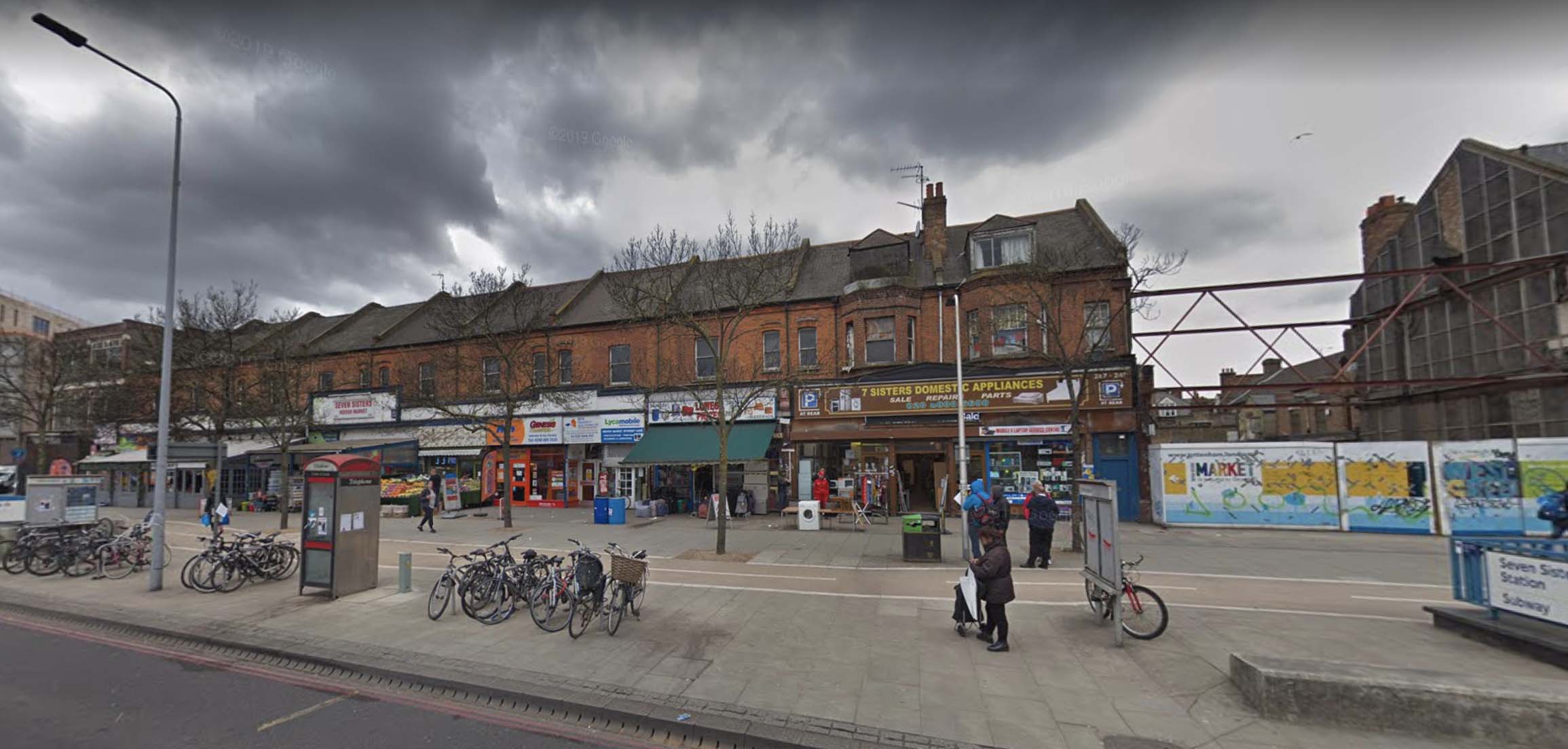 Mercado Seven Sisters Guía de Arquitectura Contemporánea